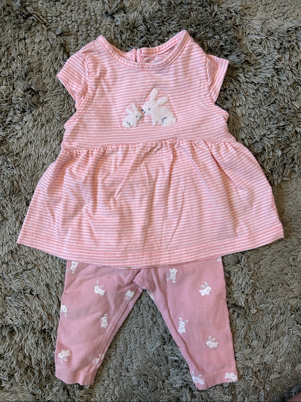 Carter's Matching Set Bundle - Picture 8 of 9